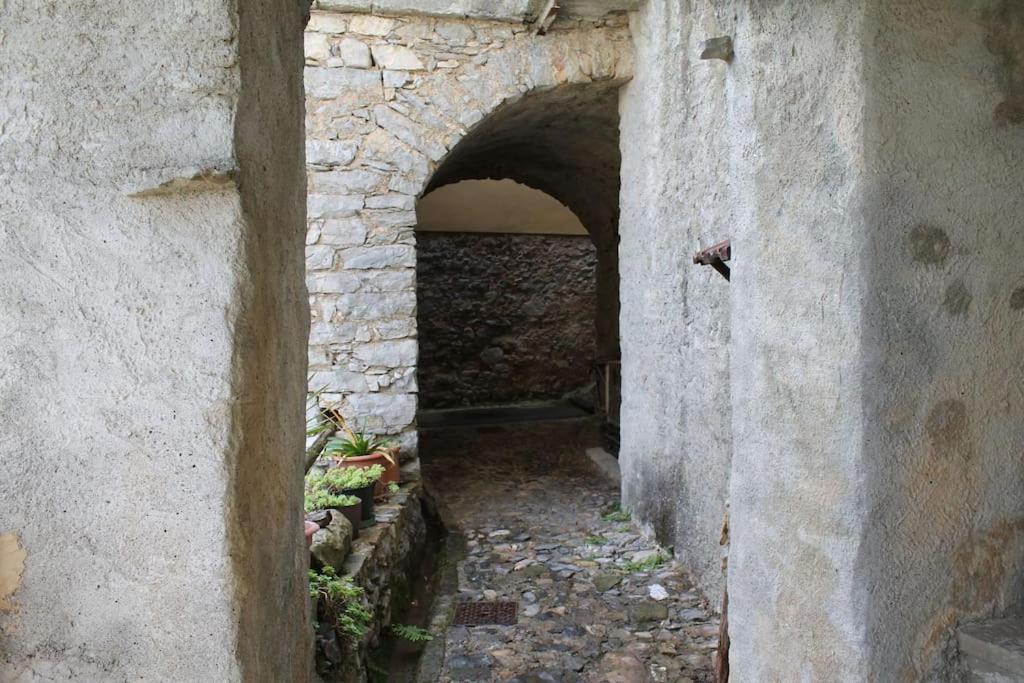 Quaratica Casa Nel Borgo Anticoヴィラ エクステリア 写真
